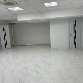 Продается Нежилое помещение, 90,3 м²