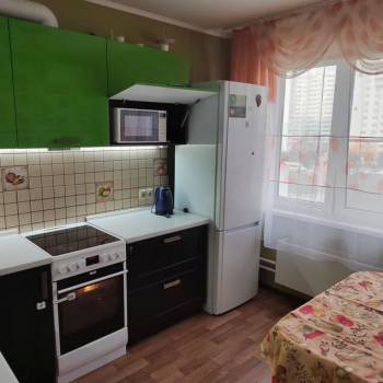 Сдается 1-комнатная квартира, 35 м²