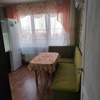 Сдается 1-комнатная квартира, 35 м²