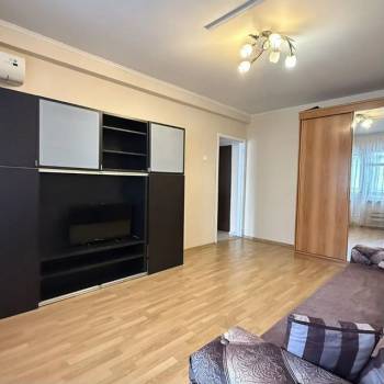 Сдается 2-х комнатная квартира, 55 м²