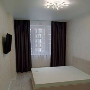 Продается 1-комнатная квартира, 35 м²