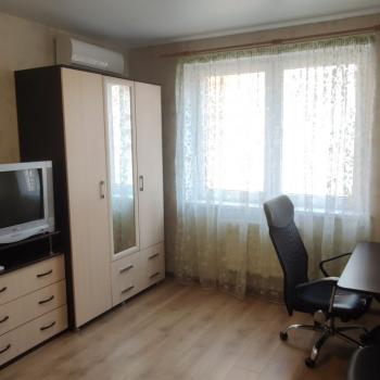 Продается 1-комнатная квартира, 32 м²