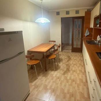 Сдается 2-х комнатная квартира, 56 м²