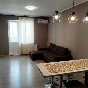 Сдается 1-комнатная квартира, 49 м²