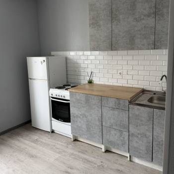 Продается 1-комнатная квартира, 35 м²