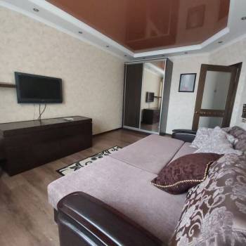 Сдается 1-комнатная квартира, 43 м²