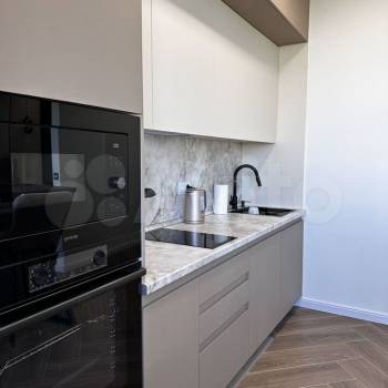 Сдается 1-комнатная квартира, 40 м²