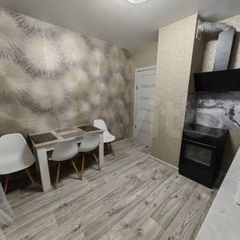 Сдается 1-комнатная квартира, 38,6 м²