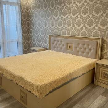 Сдается 1-комнатная квартира, 62 м²