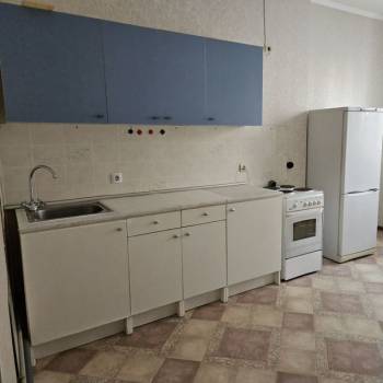 Сдается 1-комнатная квартира, 46 м²