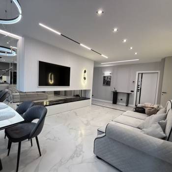 Сдается 1-комнатная квартира, 68 м²