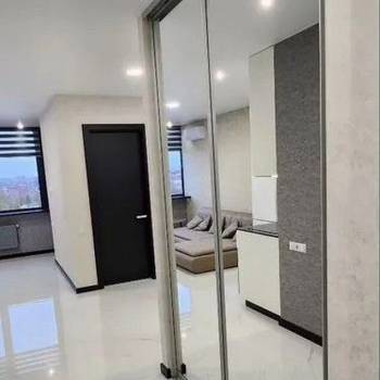 Сдается 1-комнатная квартира, 60 м²