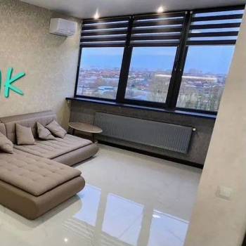 Сдается 1-комнатная квартира, 60 м²