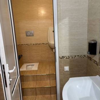 Сдается Торговое помещение, 262,1 м²