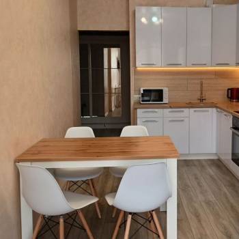 Продается 1-комнатная квартира, 50,5 м²