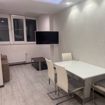 Сдается 2-х комнатная квартира, 62 м²