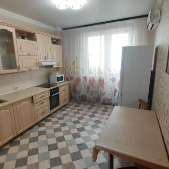 Сдается 2-х комнатная квартира, 70 м²