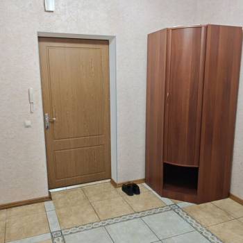 Сдается 1-комнатная квартира, 55 м²