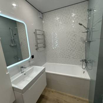 Сдается 2-х комнатная квартира, 65 м²