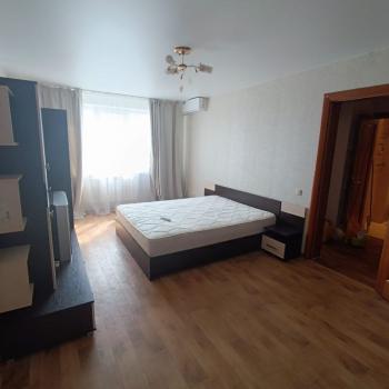 Сдается 1-комнатная квартира, 39 м²