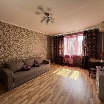 Сдается 1-комнатная квартира, 40 м²