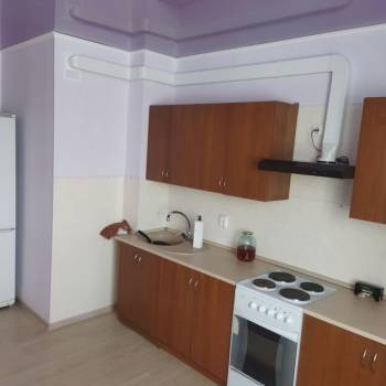 Сдается 2-х комнатная квартира, 72 м²