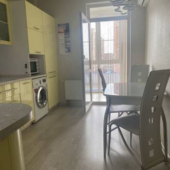 Продается 2-х комнатная квартира, 60 м²