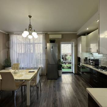 Продается Дом, 122 м²