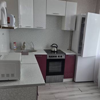 Сдается 1-комнатная квартира, 45 м²