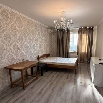 Сдается 1-комнатная квартира, 47 м²