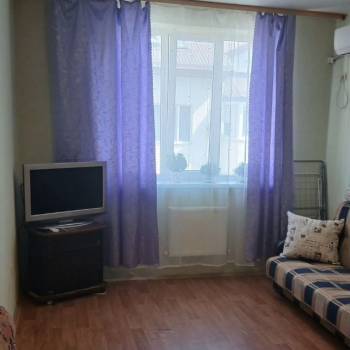 Сдается 1-комнатная квартира, 35 м²