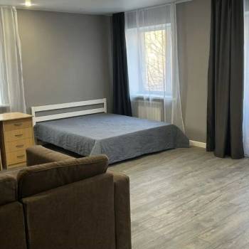 Сдается 1-комнатная квартира, 43 м²