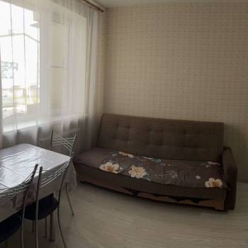 Сдается 1-комнатная квартира, 46 м²