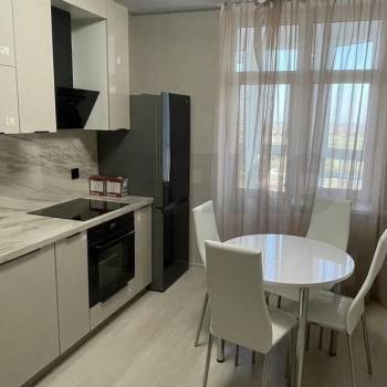 Сдается 2-х комнатная квартира, 57 м²