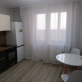 Сдается 1-комнатная квартира, 39 м²