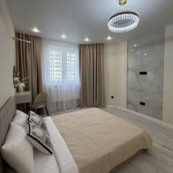 Продается 1-комнатная квартира, 40,5 м²