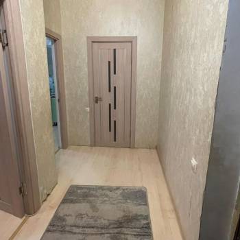 Продается 1-комнатная квартира, 75 м²