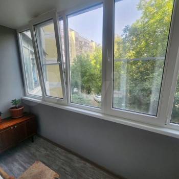 Продается Многокомнатная квартира, 81 м²