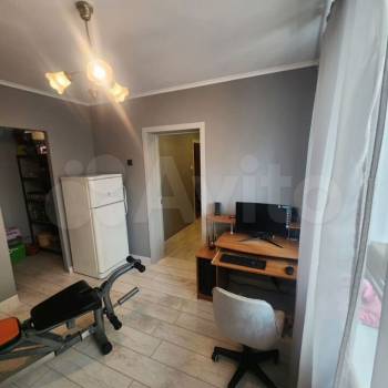 Продается Многокомнатная квартира, 81 м²