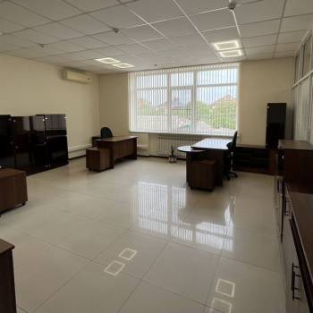 Сдается Офис, 208 м²