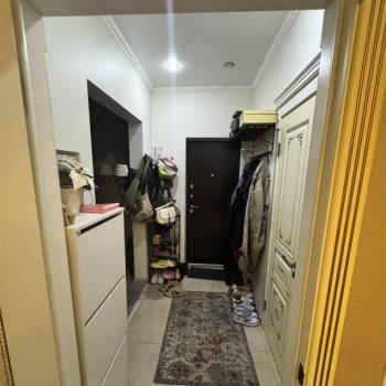 Продается 1-комнатная квартира, 48 м²