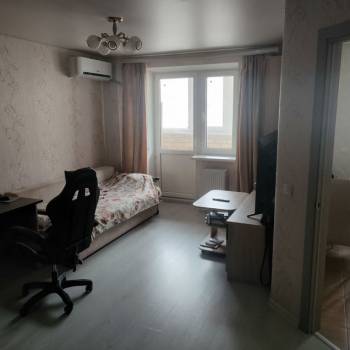 Продается 1-комнатная квартира, 31,9 м²