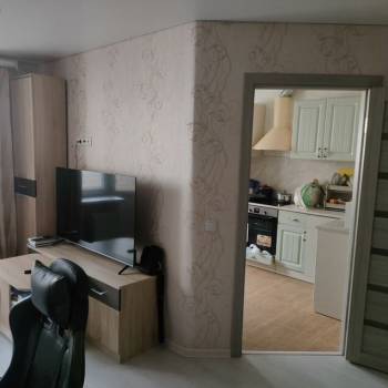 Продается 1-комнатная квартира, 31,9 м²