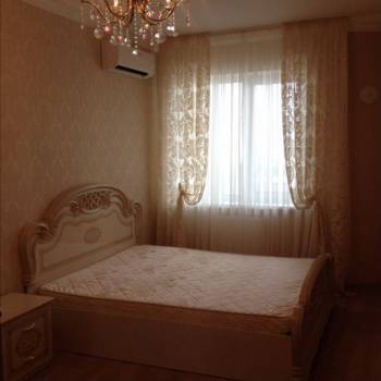 Сдается 1-комнатная квартира, 51 м²