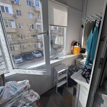 Продается 1-комнатная квартира, 35 м²