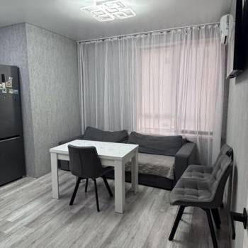 Продается 1-комнатная квартира, 40,8 м²