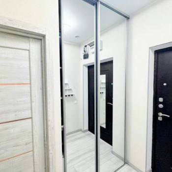 Продается 1-комнатная квартира, 36 м²