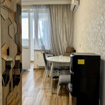 Сдается 1-комнатная квартира, 38 м²