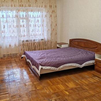 Сдается Многокомнатная квартира, 110 м²