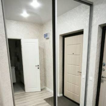 Сдается 1-комнатная квартира, 42 м²